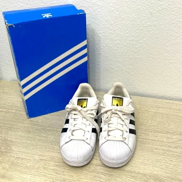 adidas gazelle silver green womens adidas Boys Superstar Futureshell Black,White 6
